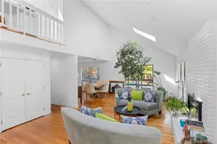 37 Blue Jay Way, East Hampton, NY 11937 - Photo 10