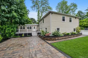 18 Pine Dr N, Roslyn, NY 11576 - Photo 22