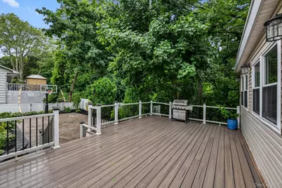 18 Pine Drive N, Roslyn, NY 11576 - Photo 20