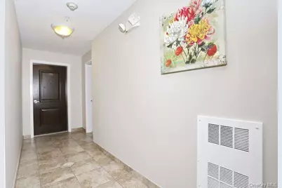 21 E Central Avenue #302, Pearl River, NY 10965 - Photo 8