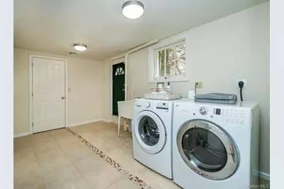 28 Monroe Street, Port Washington, NY 11050 - Photo 32