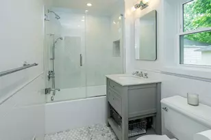 28 Monroe St, Port Washington, NY 11050 - Photo 18