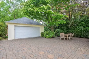 28 Monroe St, Port Washington, NY 11050 - Photo 34