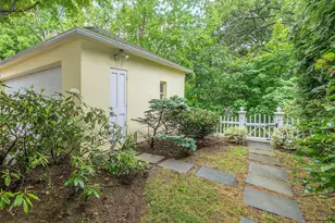 28 Monroe St, Port Washington, NY 11050 - Photo 38