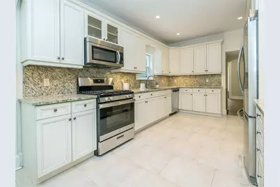 28 Monroe Street, Port Washington, NY 11050 - Photo 14