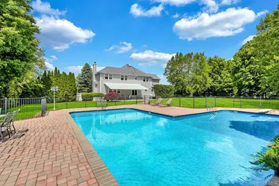 9 Redwood Lane, Miller Place, NY 11764 - Photo 28