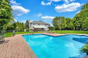 9 Redwood Ln, Miller Place, NY 11764 - Photo 28