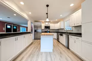 11 Curtis Ave, Bellport, NY 11713 - Photo 8