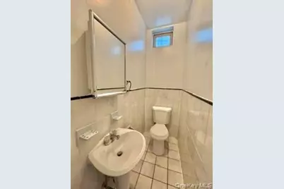 365 E 197th Street, Bronx, NY 10458 - Photo 20