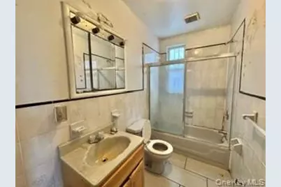 365 E 197th Street, Bronx, NY 10458 - Photo 28