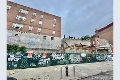 365 E 197th Street, Bronx, NY 10458 - Photo 38