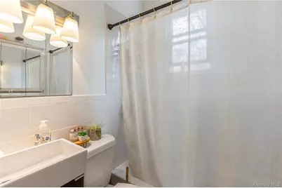 785 Warburton Avenue, Yonkers, NY 10701 - Photo 14