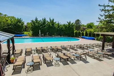 174 Southgate Crescent, Massapequa Park, NY 11762 - Photo 22