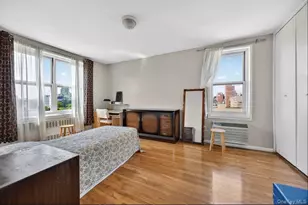 142-05 Roosevelt Ave, Flushing, NY 11354 - Photo 14