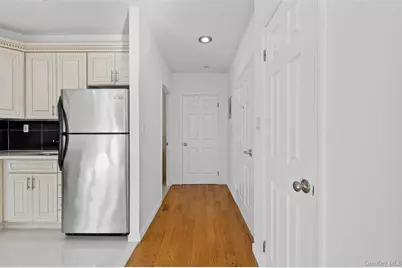82-20 Britton Avenue, Elmhurst, NY 11373 - Photo 34