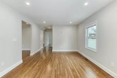 479 Woodbury Road, Plainview, NY 11803 - Photo 24