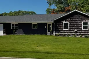 122 Rocky Point Landing Rd, Rocky Point, NY 11778 - Photo 2