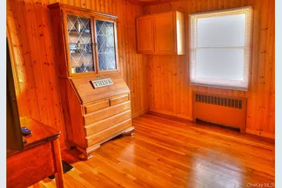 18 Bailey Avenue, Babylon, NY 11702 - Photo 10
