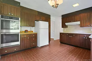 100 Devoe Rd, Chappaqua, NY 10514 - Photo 14
