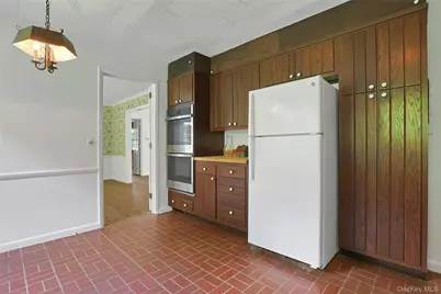 100 Devoe Road, Chappaqua, NY 10514 - Photo 16