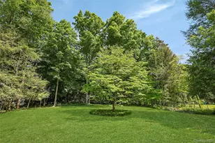 100 Devoe Rd, Chappaqua, NY 10514 - Photo 2