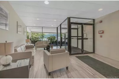 1120 Warburton Avenue #1F, Yonkers, NY 10701 - Photo 4