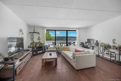 1120 Warburton Avenue #1F, Yonkers, NY 10701 - Photo 14