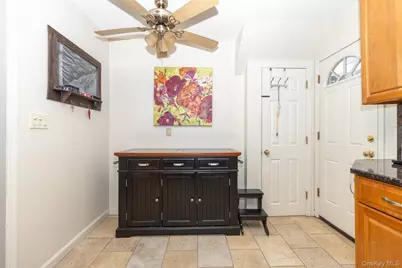 35 Rokeby Place, New York, NY 10310 - Photo 6