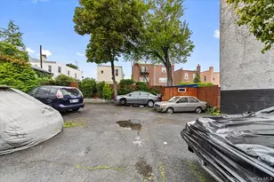 2323 Powell Ave, Bronx, NY 10462 - Photo 30