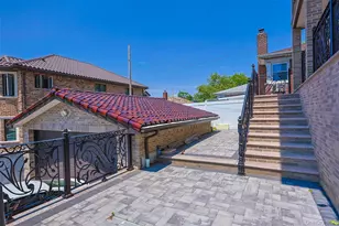 21-20 Francis Lewis Blvd, Whitestone, NY 11357 - Photo 6