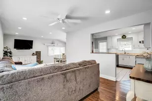 57 Wantagh Ave, East Islip, NY 11730 - Photo 4
