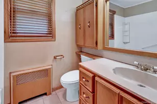 1456 Peters Blvd, Bay Shore, NY 11706 - Photo 20