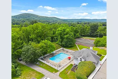 12 Evergreen Way, Pawling, NY 12564 - Photo 2