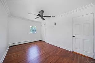 7 New Jersey Ct, Dix Hills, NY 11746 - Photo 32