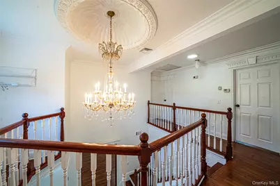 7 New Jersey Court, Dix Hills, NY 11746 - Photo 26