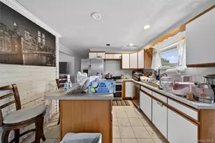 2 Dawn Ln, Hicksville, NY 11801 - Photo 6