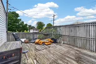 2 Dawn Ln, Hicksville, NY 11801 - Photo 22