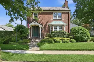 225 Crocus Ave, Floral Park, NY 11001 - Photo 1