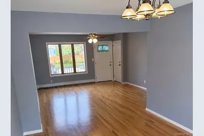 1423 9th Street, West Babylon, NY 11704 - Photo 6