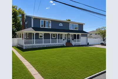 1423 9th Street, West Babylon, NY 11704 - Photo 2