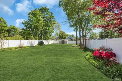 36 Richard Avenue, Islip Terrace, NY 11752 - Photo 28