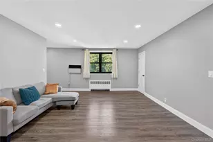 56-21 Douglastion Pkwy, Douglaston, NY 11362 - Photo 4
