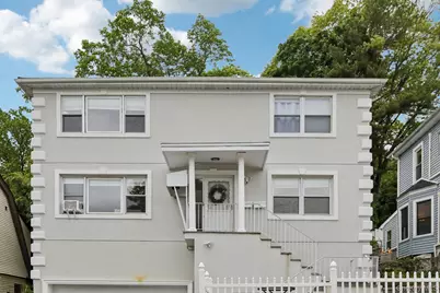 583 Bellevue Avenue N #1, Yonkers, NY 10703 - Photo 1
