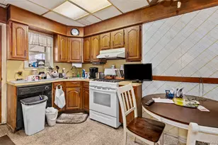1726 E 48th St, Brooklyn, NY 11234 - Photo 6