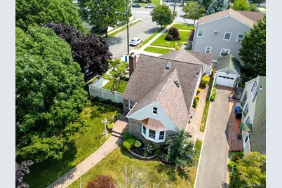 2445 Columbus Avenue, Oceanside, NY 11572 - Photo 32