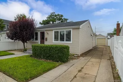 3108 Royal Avenue, Oceanside, NY 11572 - Photo 2