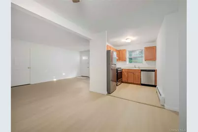 1 Doxbury Lane, Suffern, NY 10901 - Photo 8
