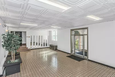 185 Atlantic Avenue #A3, Lynbrook, NY 11563 - Photo 2