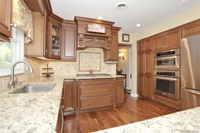 4 Plum Court, Nanuet, NY 10954 - Photo 14