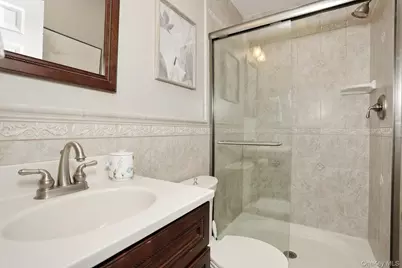 4 Plum Court, Nanuet, NY 10954 - Photo 20